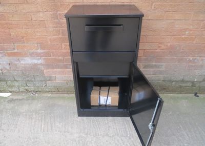 P2 Parcel drop box #3